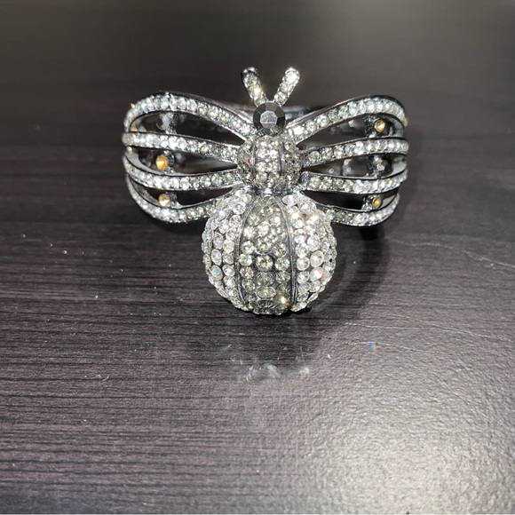 Jeweled Silver Tone Spider Adjustable Necklace and Hinged Bangle - Picture 5 of 8